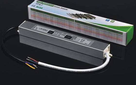Wysokiej jakości 24v 30w wodoodporny IP67 LED sterownik zasilania LED na sprzedaż